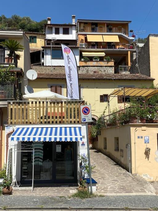 Alele2 Alloggio Turistico Trevignano Romano Dış mekan fotoğraf
